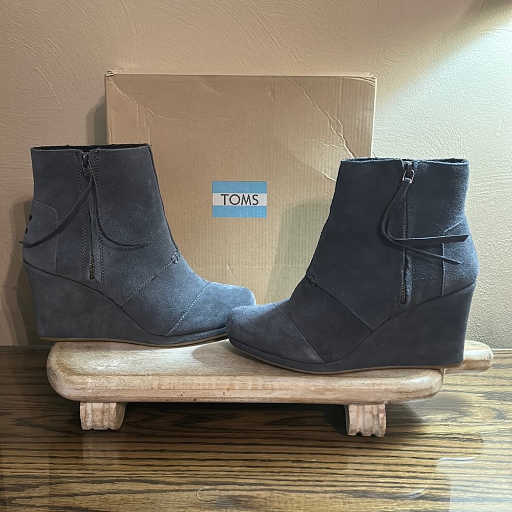 Toms boots booties NIB